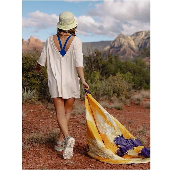 Free People Movement Hot Shot Tee Romper Clay Cream Size Medium - Picture 2 of 13